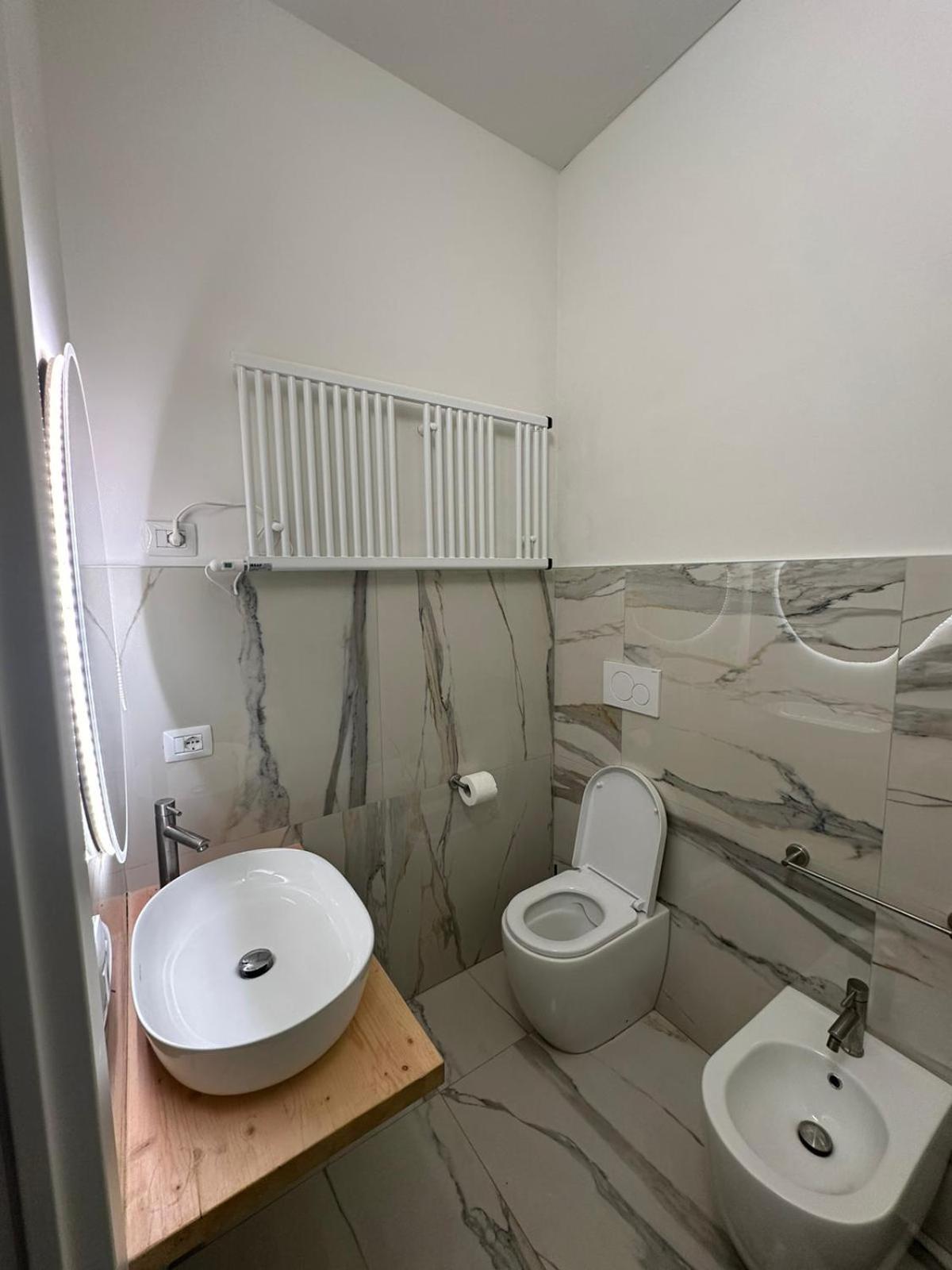 Al Campanile Apartment Верона Екстериор снимка